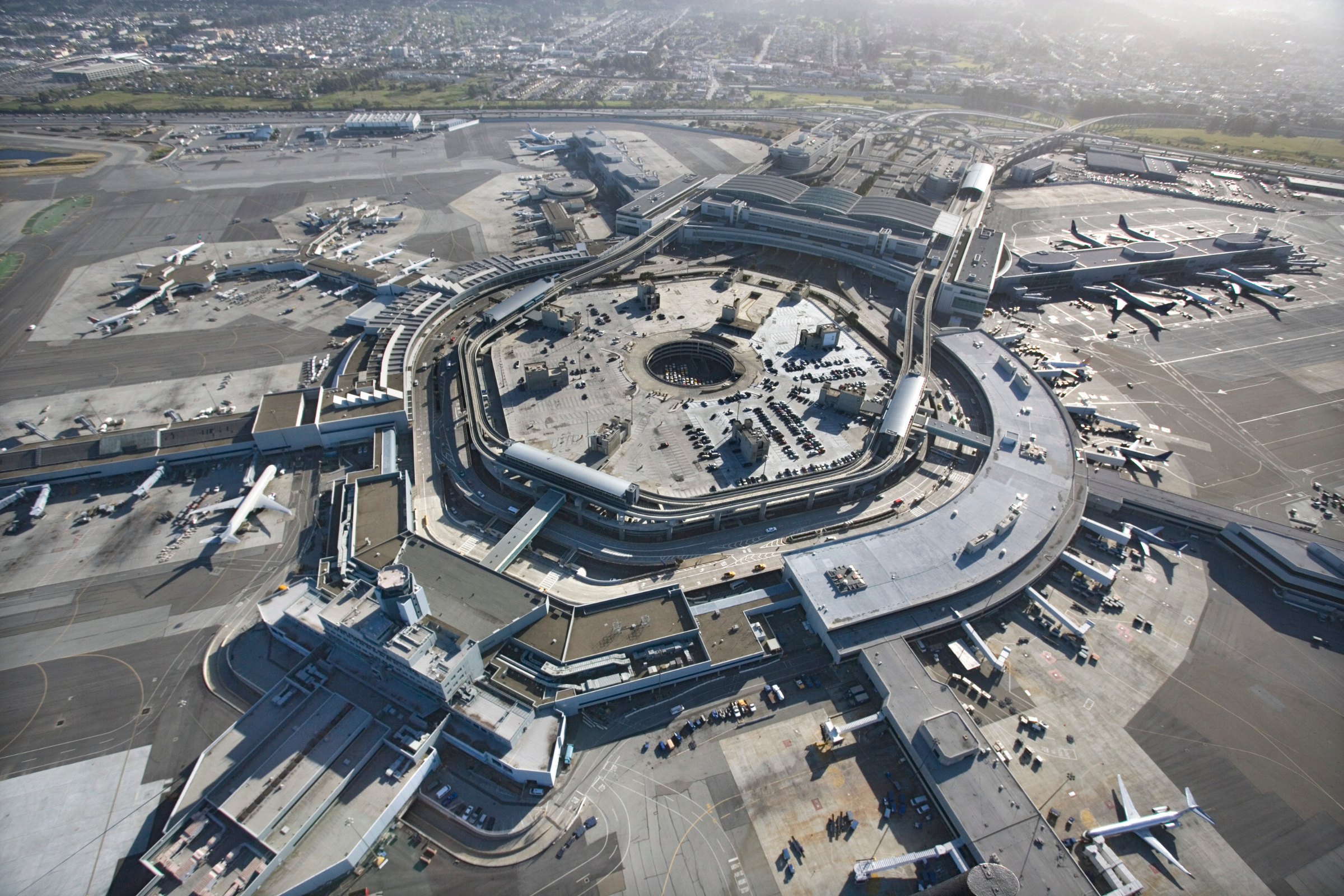 san francisco international airport (3).webp